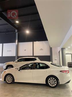 تۆیۆتا کامری